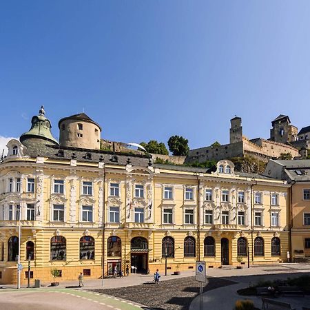 ホテル エリザベス Trenčín エクステリア 写真